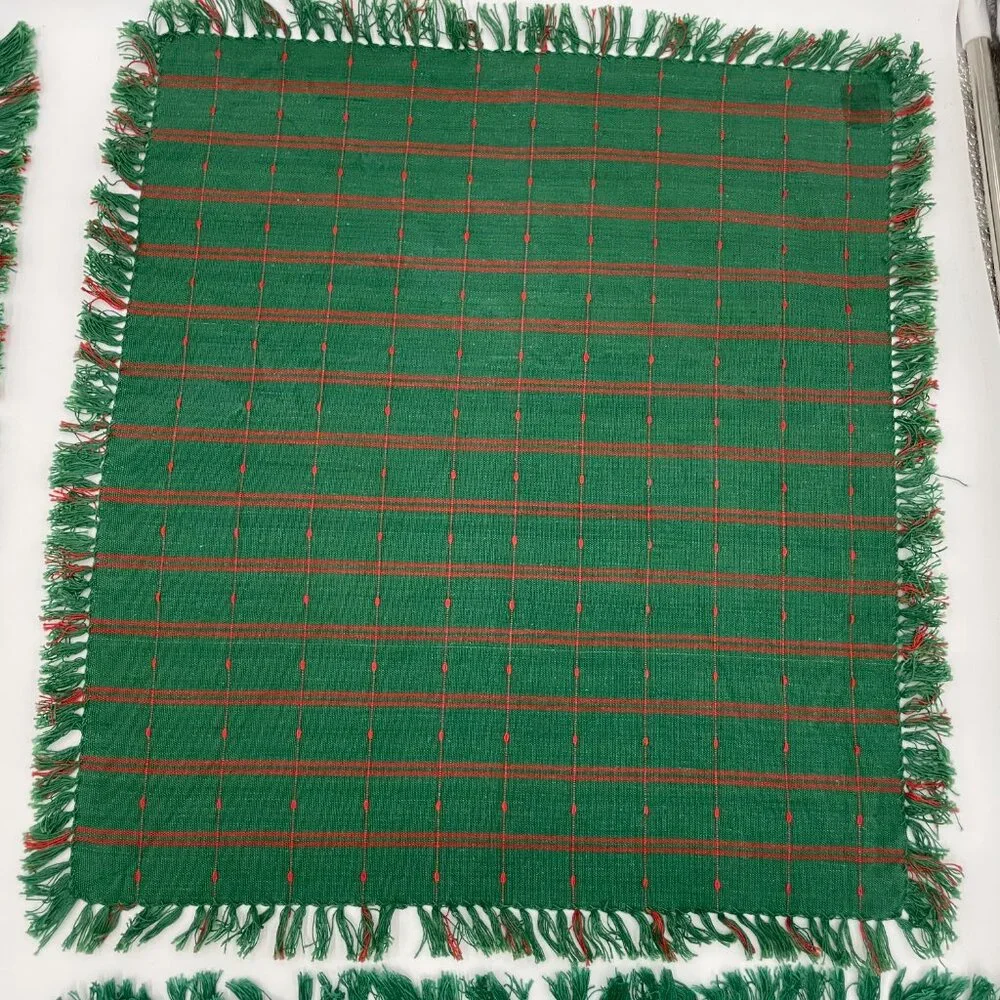 N/A four green
